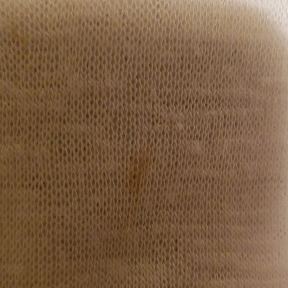 White pullover - Picture 4 of 4